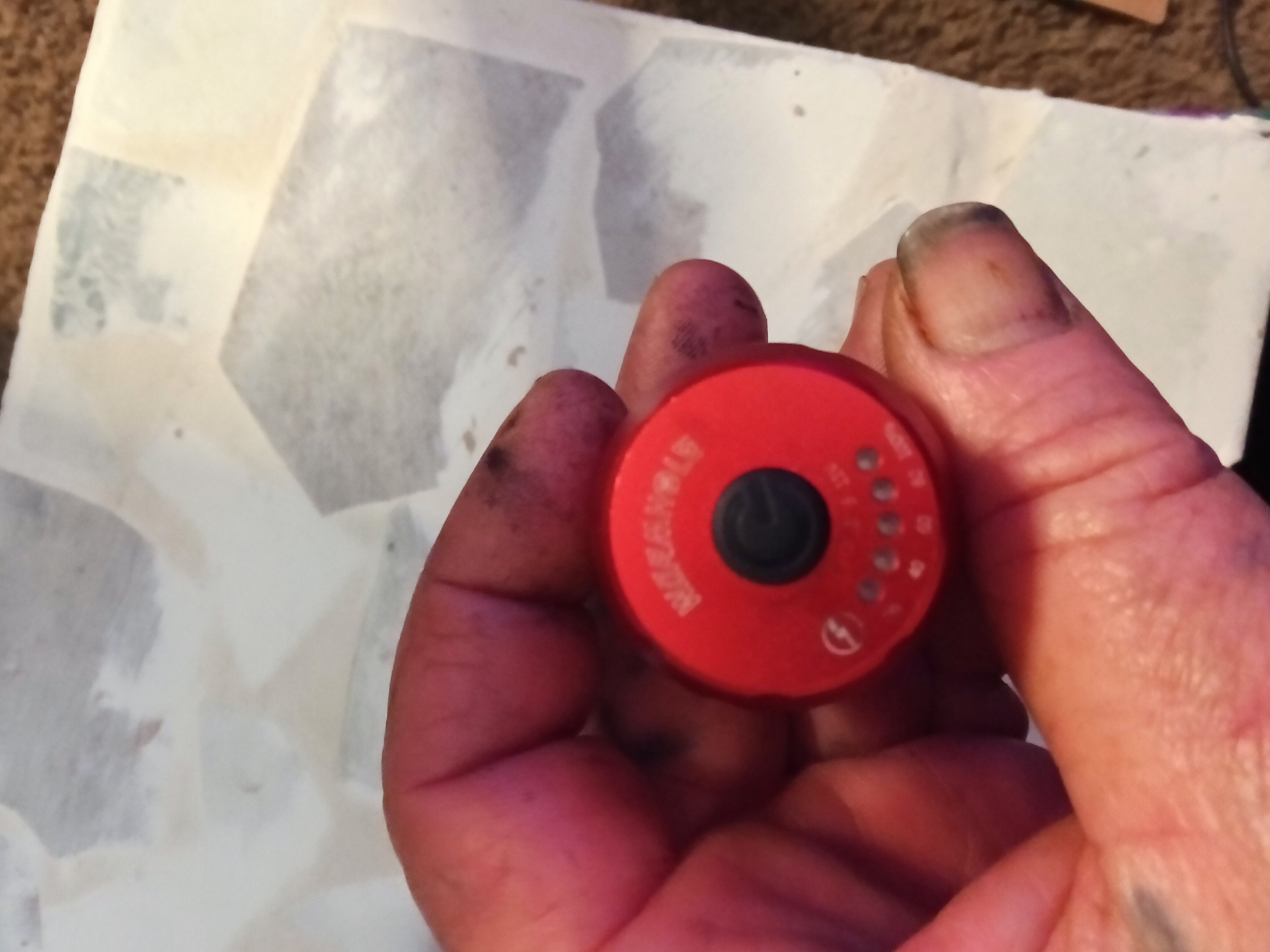 Wormhole battery for rotary tattoo machine